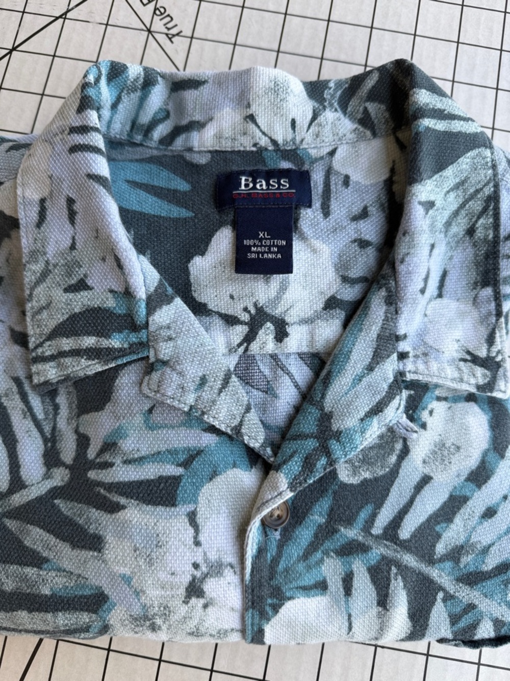 Vintage Bass Hawaiian Shirt XL Blue Floral Tropical Camp Collar Cotton Resort